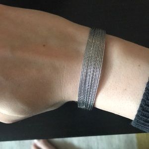 Banana Republic simple cuff bracelet NWT